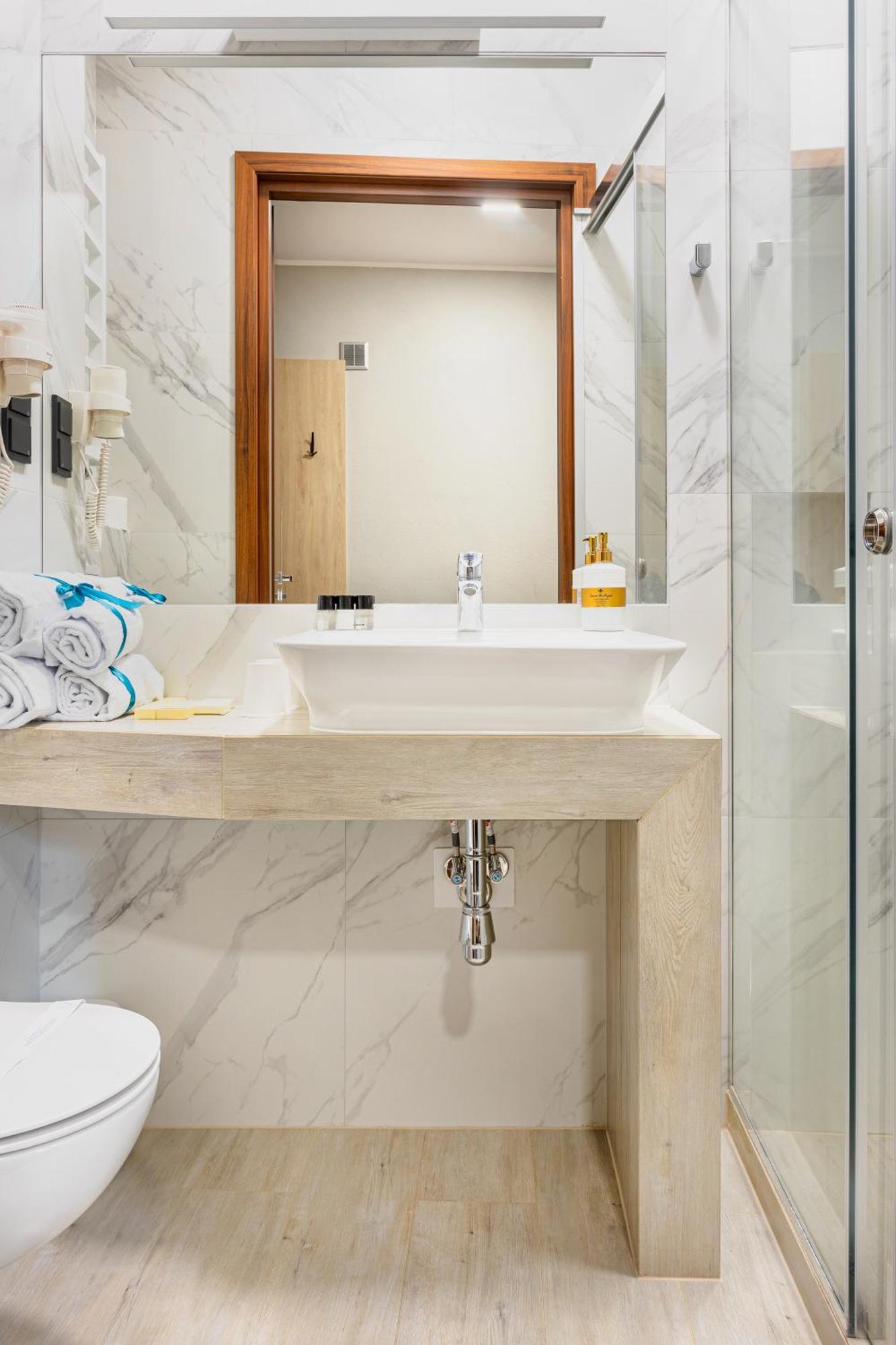 Apartamenty Browar Luxury Old Town Poznan 24H Buitenkant foto